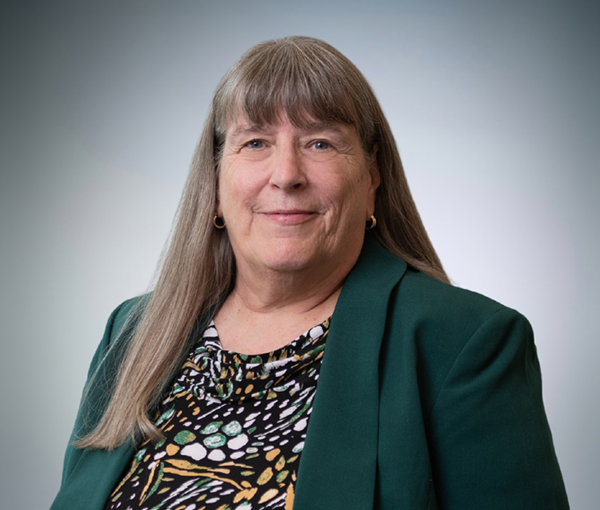 Carole Crist, Wealth Advisor 