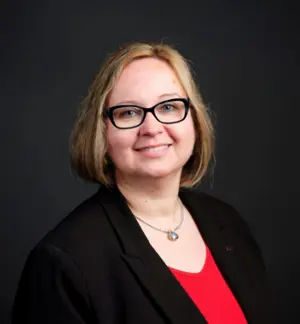 headshot of Miriam DeFehr