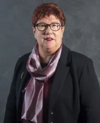 headshot of Martha Walker