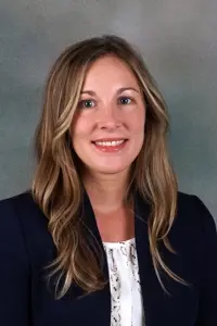 headshot of Erin Detrow