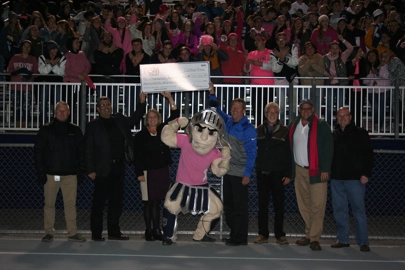 check presentation with mascot