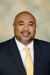 headshot of Leahmond Tyre Jr.