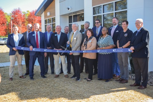 Group image at the Linglestown Office ribbon cutting event.